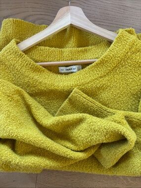 Zara Knit Oversized Mustard Yellow Crewneck Knit Sweater, S